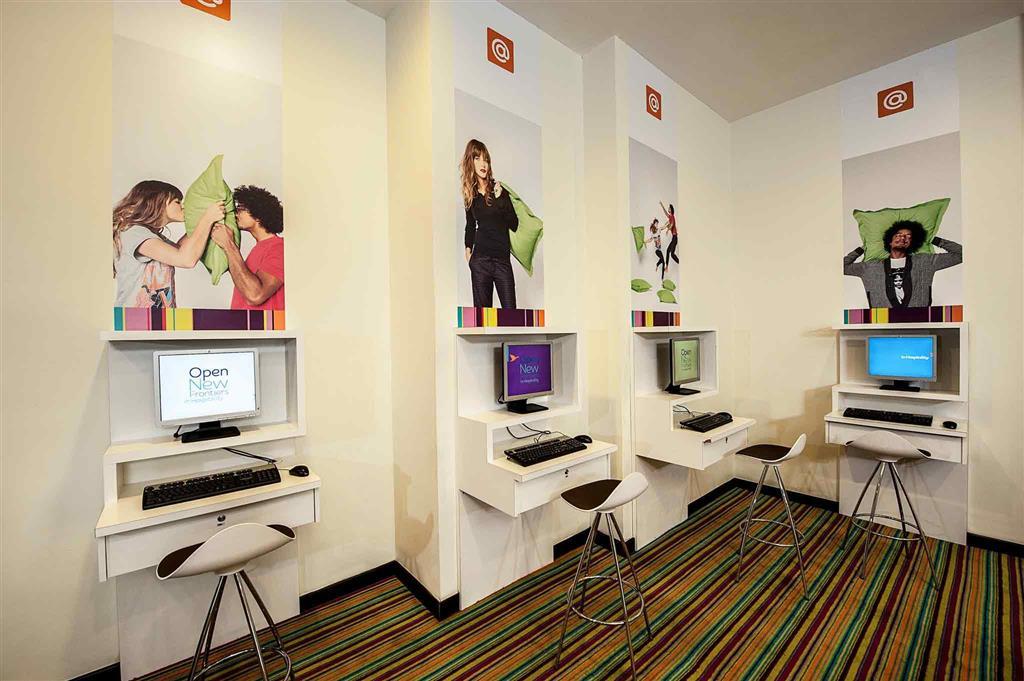 Ibis Styles Kuala Lumpur Fraser Business Park Kültér fotó